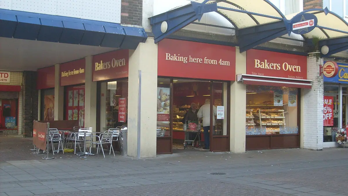 Greggs Bakers – bakery in Cheshunt town centre